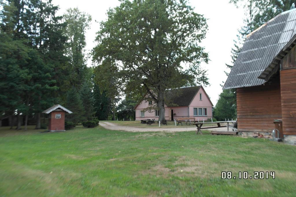 Lauku Viesu Maja Bajari Pension Rucava Buitenkant foto